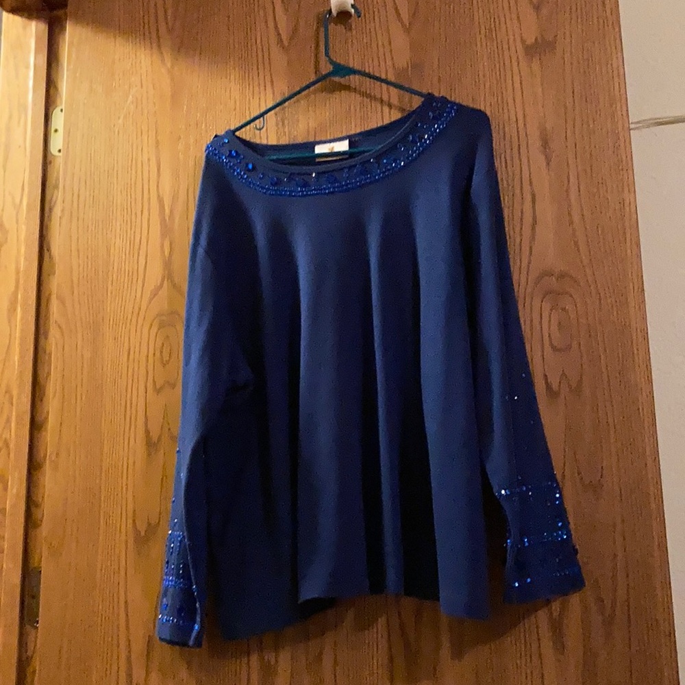 Women’s royal blue sequined top